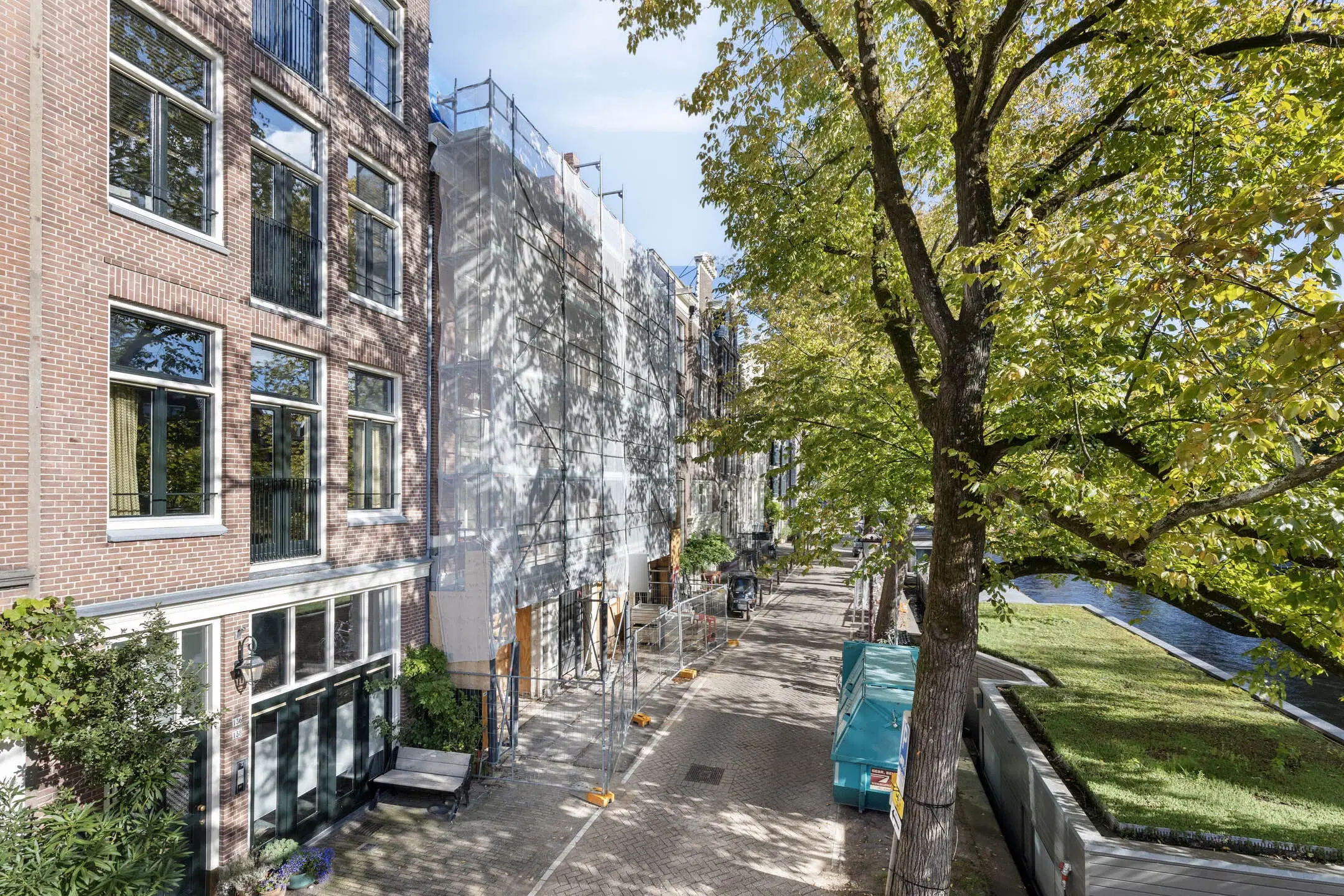 Grachtenpand met schuilkerk | Amsterdam, Brouwersgracht 130-134