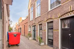 Leiden, Nieuwebrugsteeg 12 en 12A