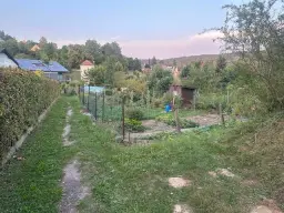 110 m² eigendomsperceel met opstal in Röttingen, Bayern - Duitsland