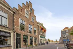 Delft, Nieuwe Langendijk 2B en 2C