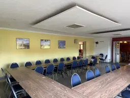 Hotel "Harry's Österreichische Hütte" met 13 kamers in Lawalde - Duitsland