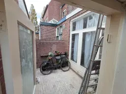 Hillegom, Weeresteinstraat 133