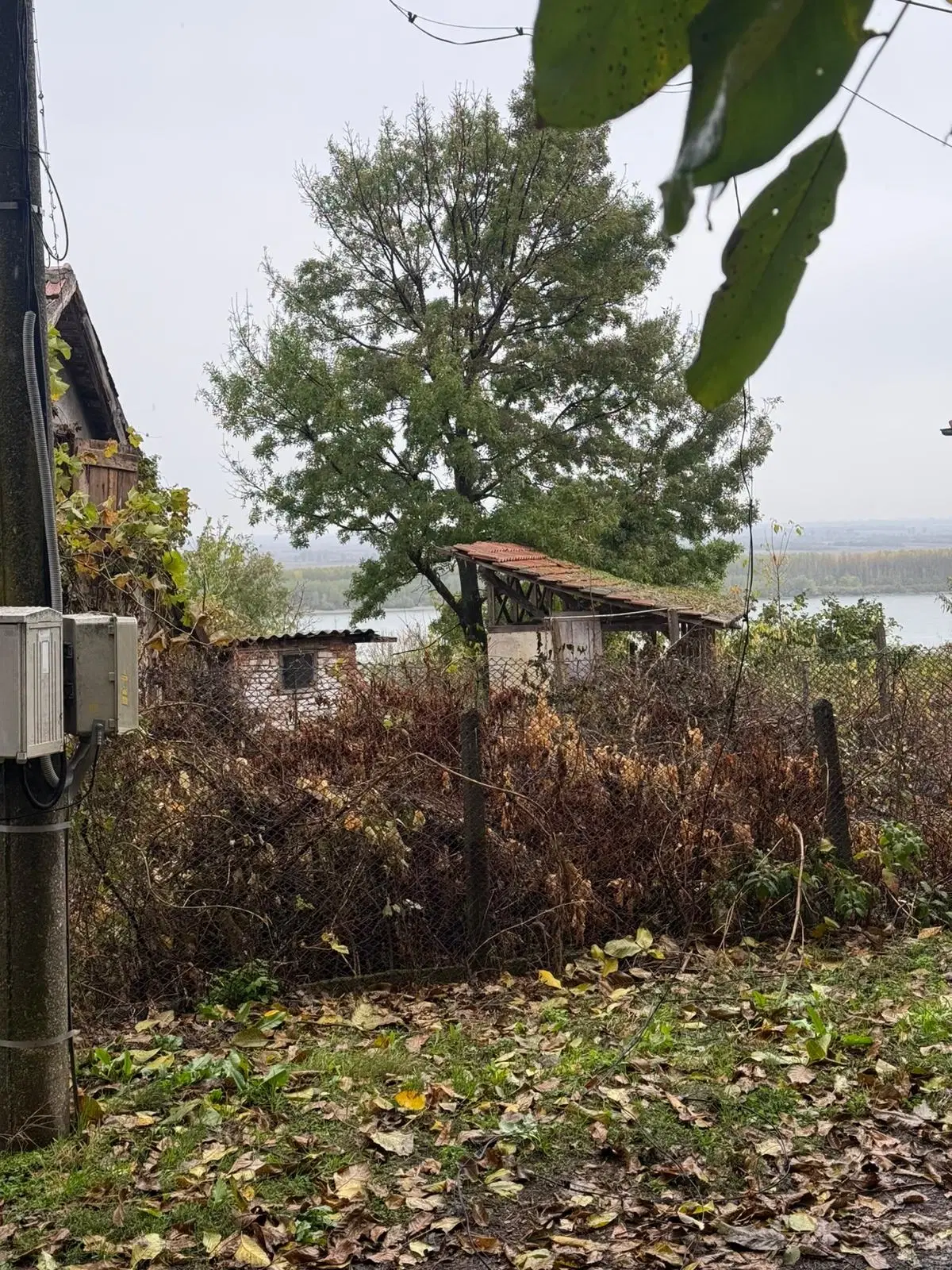 Huis met uitzicht op de rivier de Donau en 449 m² grond in Oryahovo - Bulgarije