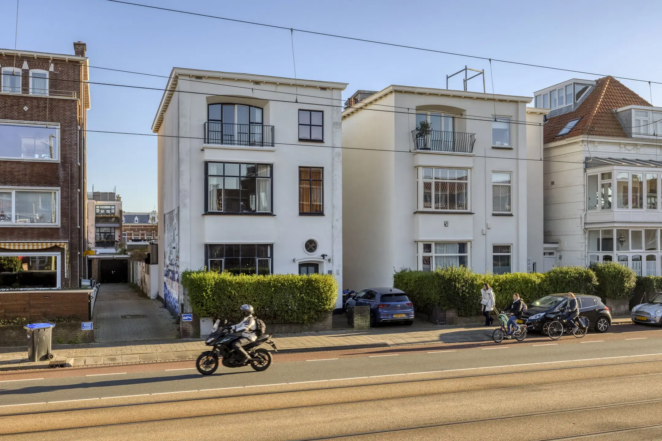 's-Gravenhage, Gevers Deynootweg 39, 37 D en 37 E