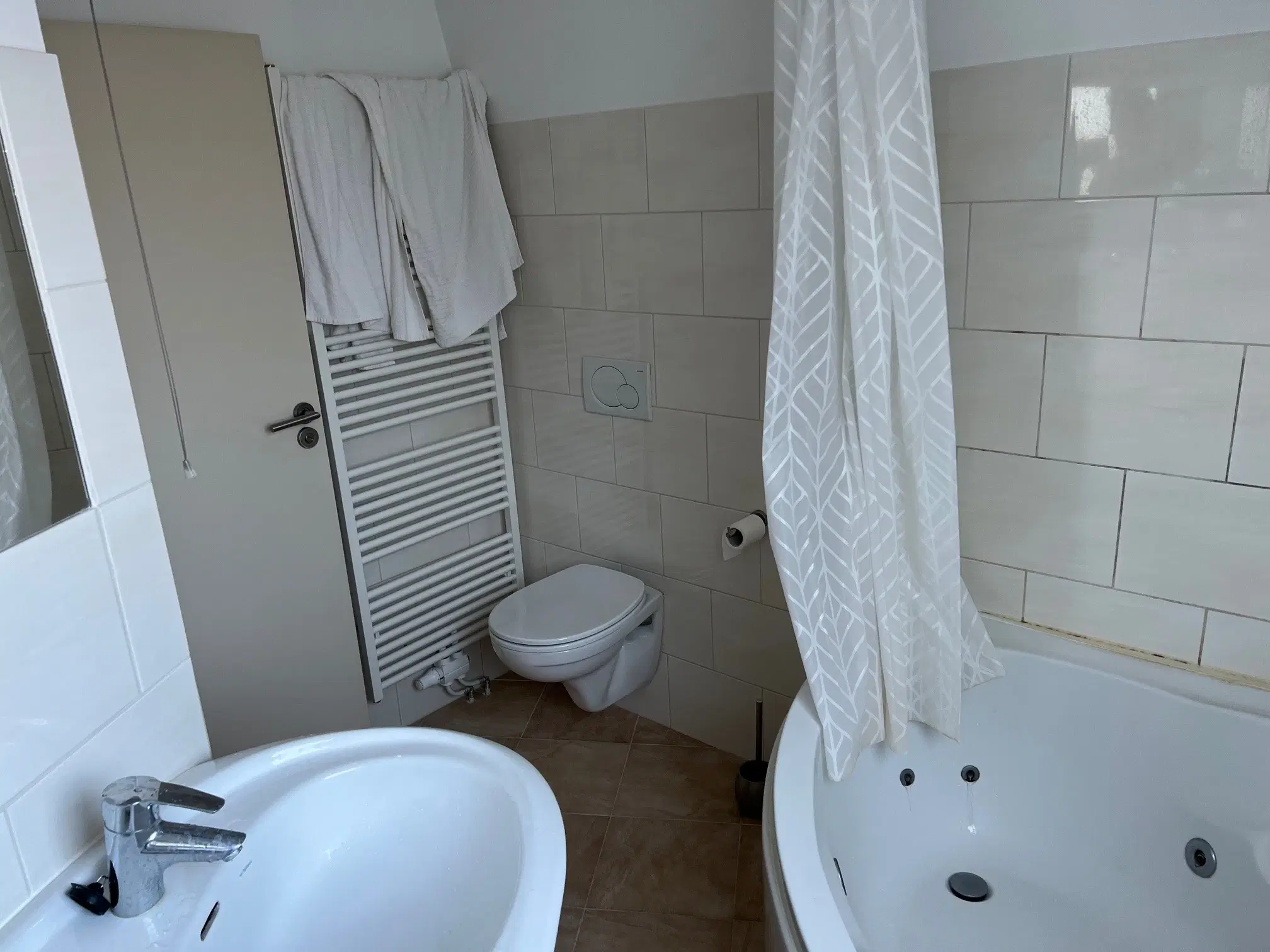 Leiden, Nieuwebrugsteeg 12 en 12A