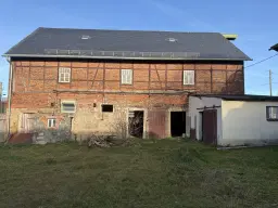 Idyllisch 4-zijdig landgoed met mogelijkheden tot B&B op perceel van 3.451 m² in Heinsdorfergrund - Duitsland