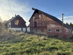 Idyllisch 4-zijdig landgoed met mogelijkheden tot B&B op perceel van 3.451 m² in Heinsdorfergrund - Duitsland