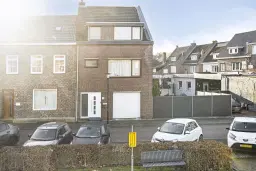 Simpelveld, Dr. Poelsplein 18