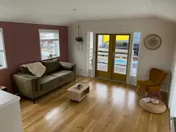 Moderne Woonboot / Woonark te Heeg