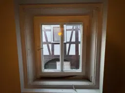 Vakwerkhuis nabij drielandenpunt Duitsland, Tsjechië en Polen in Hirschfelde, Duitsland