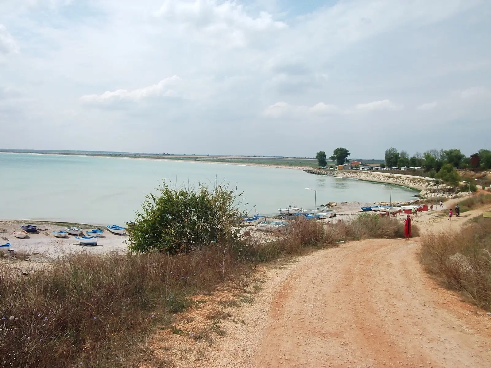 2 winkels 198 m² op slechts 10 minuten van het strand in Vichovo - Bulgarije
