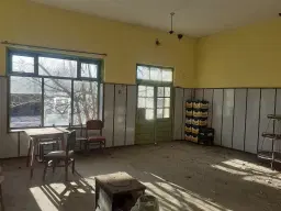 2 winkels 198 m² op slechts 10 minuten van het strand in Vichovo - Bulgarije