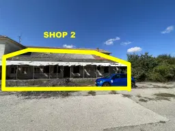 2 winkels 198 m² op slechts 10 minuten van het strand in Vichovo - Bulgarije