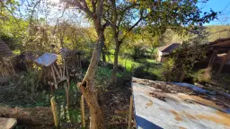 Huis met een perceel van 3.995 m² en extra gebouwen in Kosta Perchevo - Bulgarije