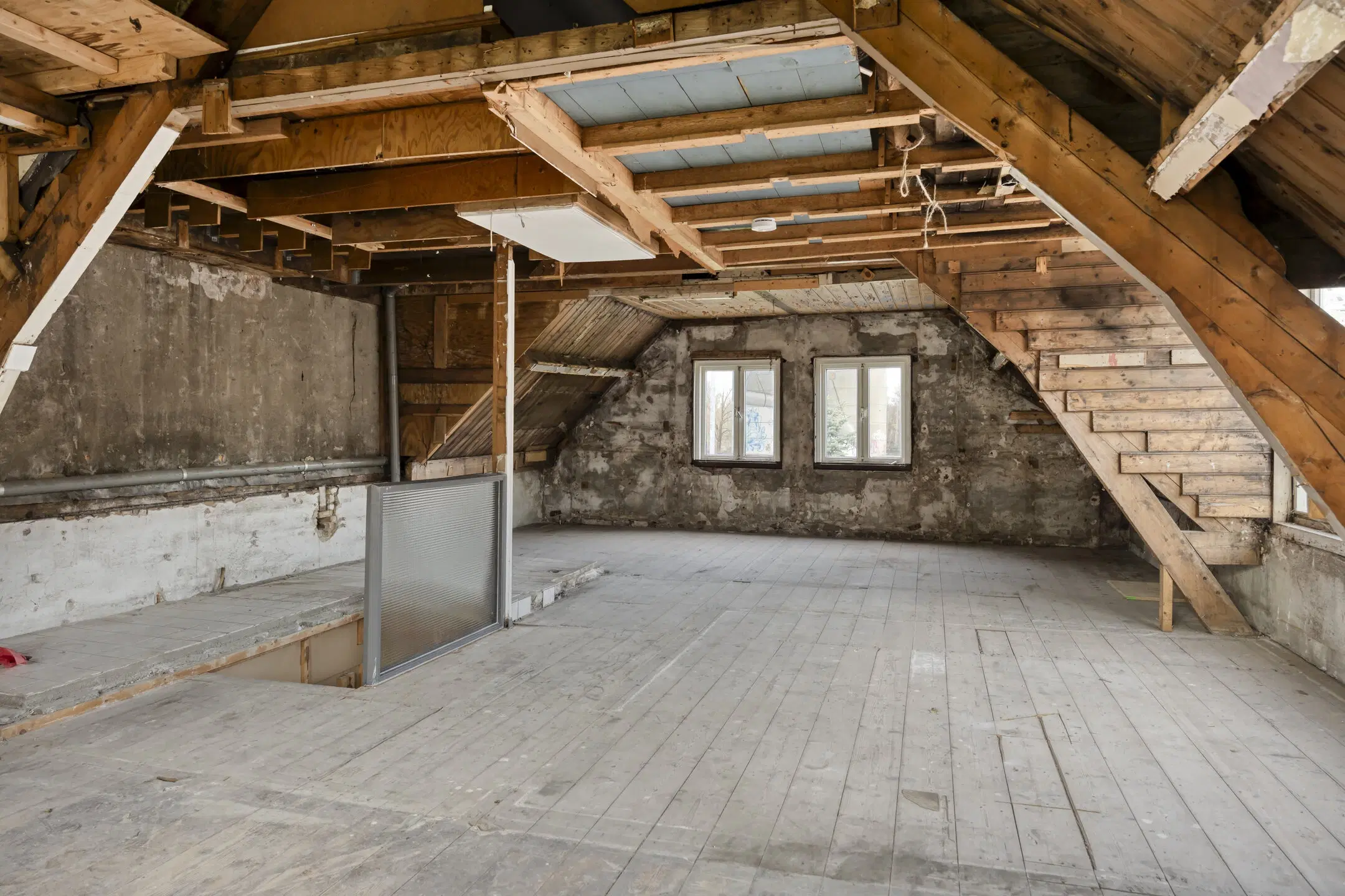 INSCHRIJVING | Rotterdam, Bovenstraat 127, 129 A/B en 131