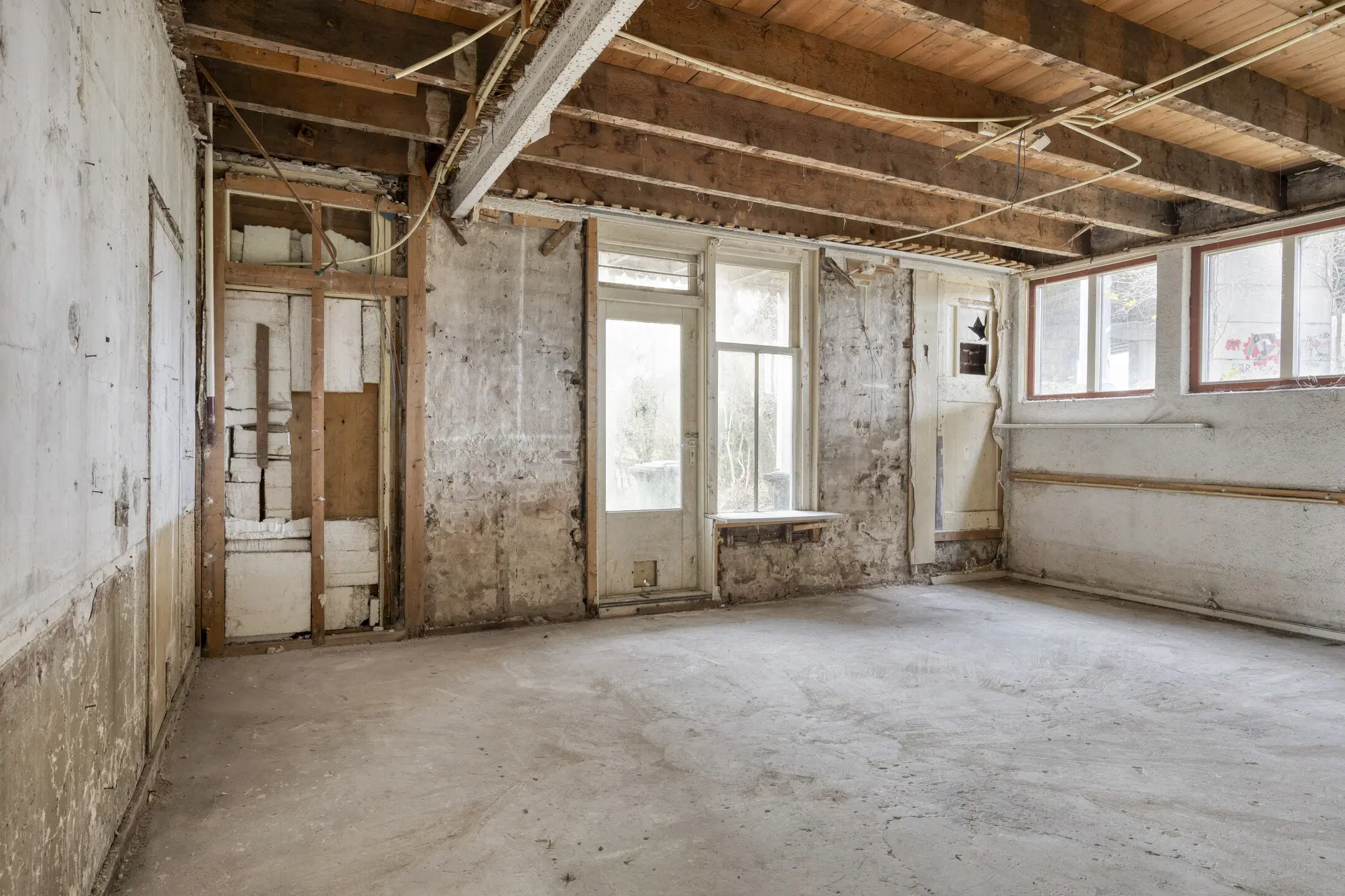 INSCHRIJVING | Rotterdam, Bovenstraat 127, 129 A/B en 131