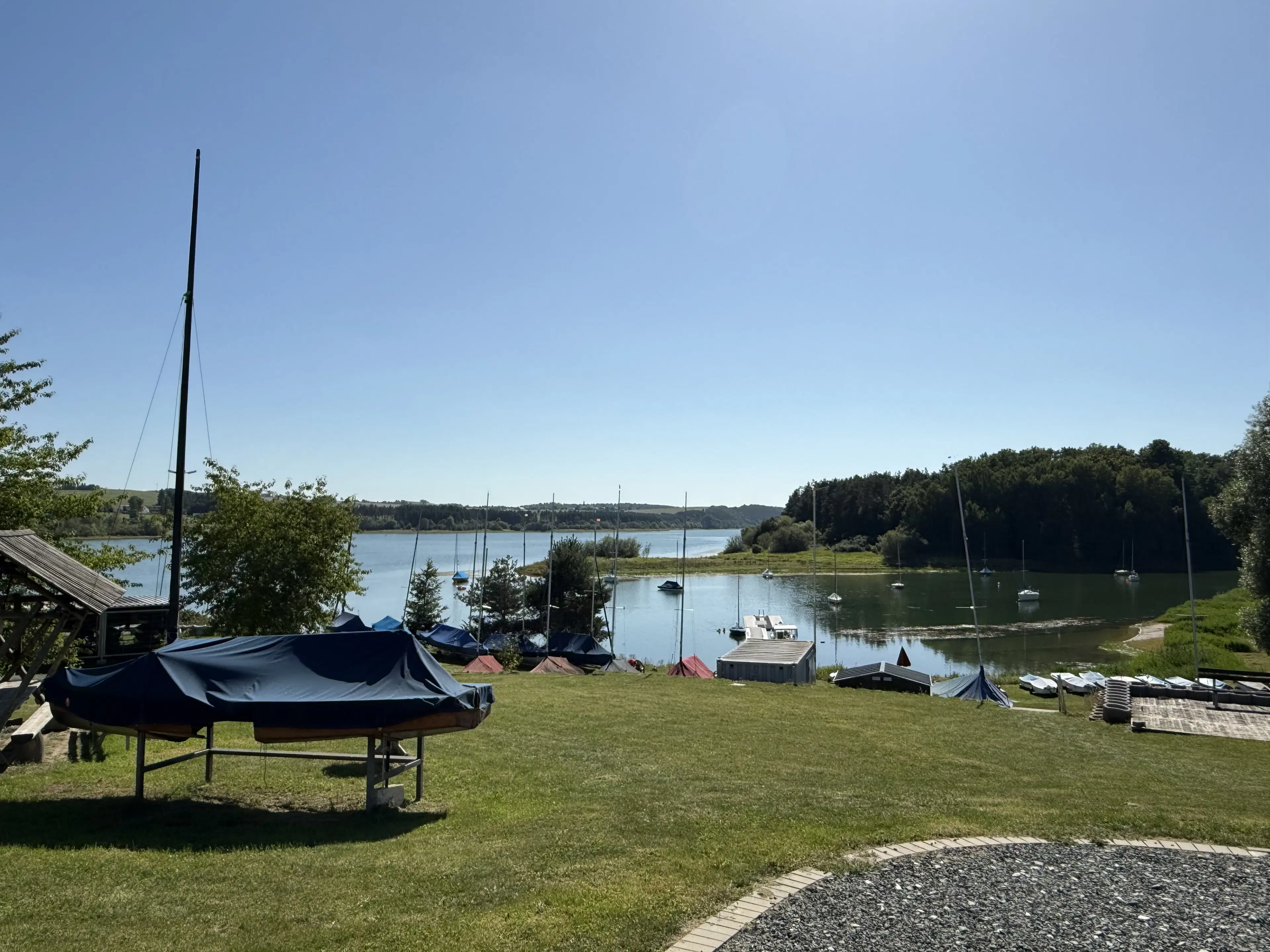 Openruimte van 220 m² nabij de Pirk- en Dröda-dammen - Bösenbrunn - Duitsland