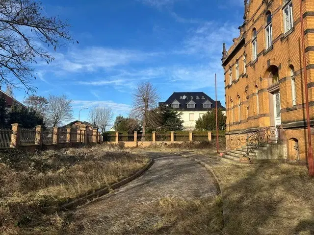 Villa Salzbergwerk op ca. 2.860 m² perceel Staßfurt, Maagdenburg - Duitsland