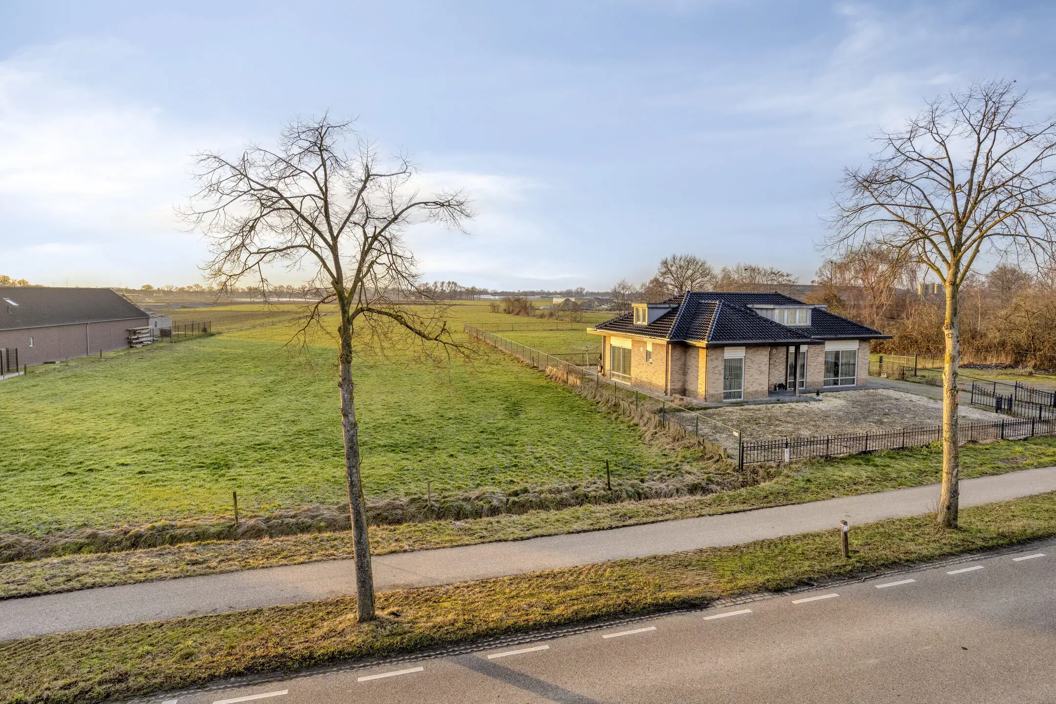 Zundert, Achtmaalseweg 119 A en 126 B