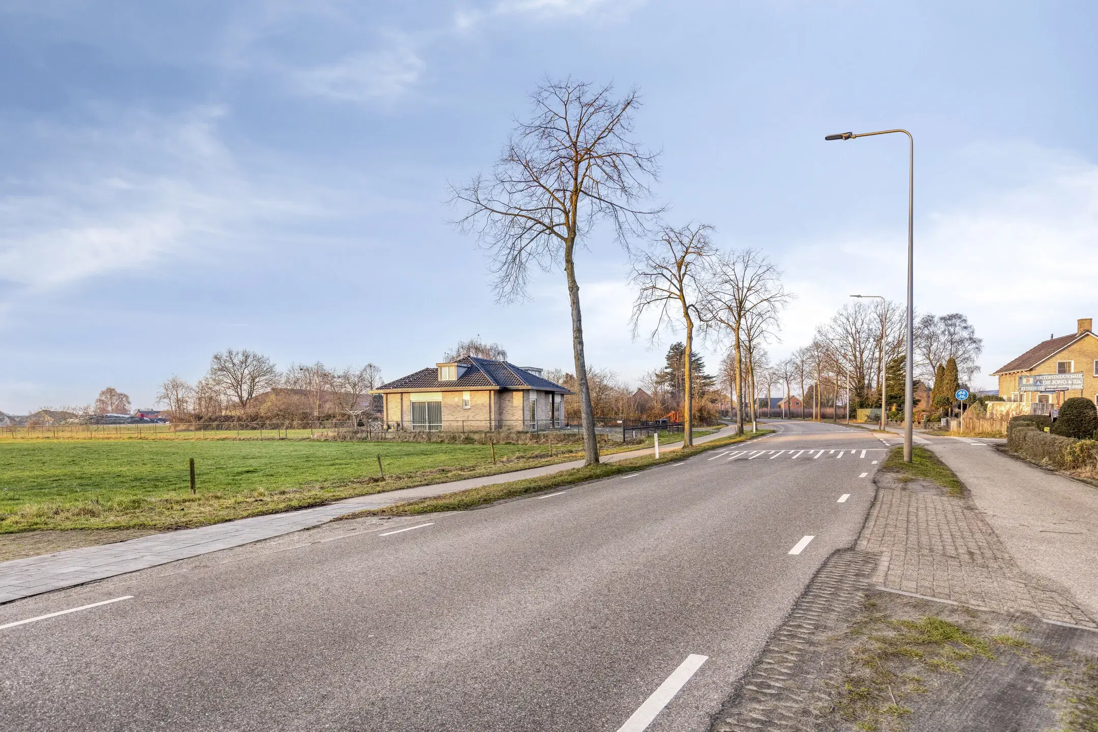 Zundert, Achtmaalseweg 119 A en 126 B