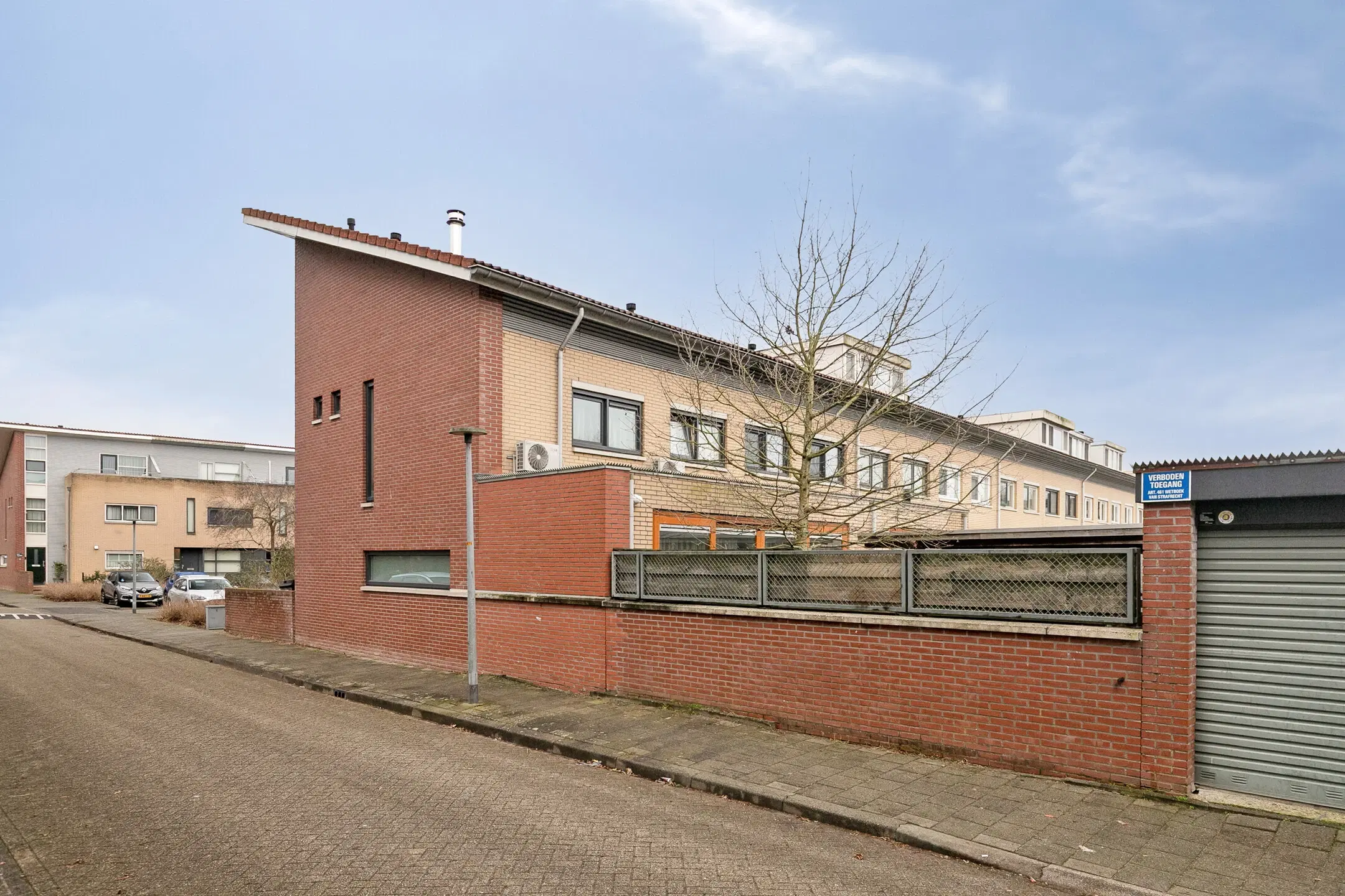 Almere, Rudolf Nureyevstraat 95