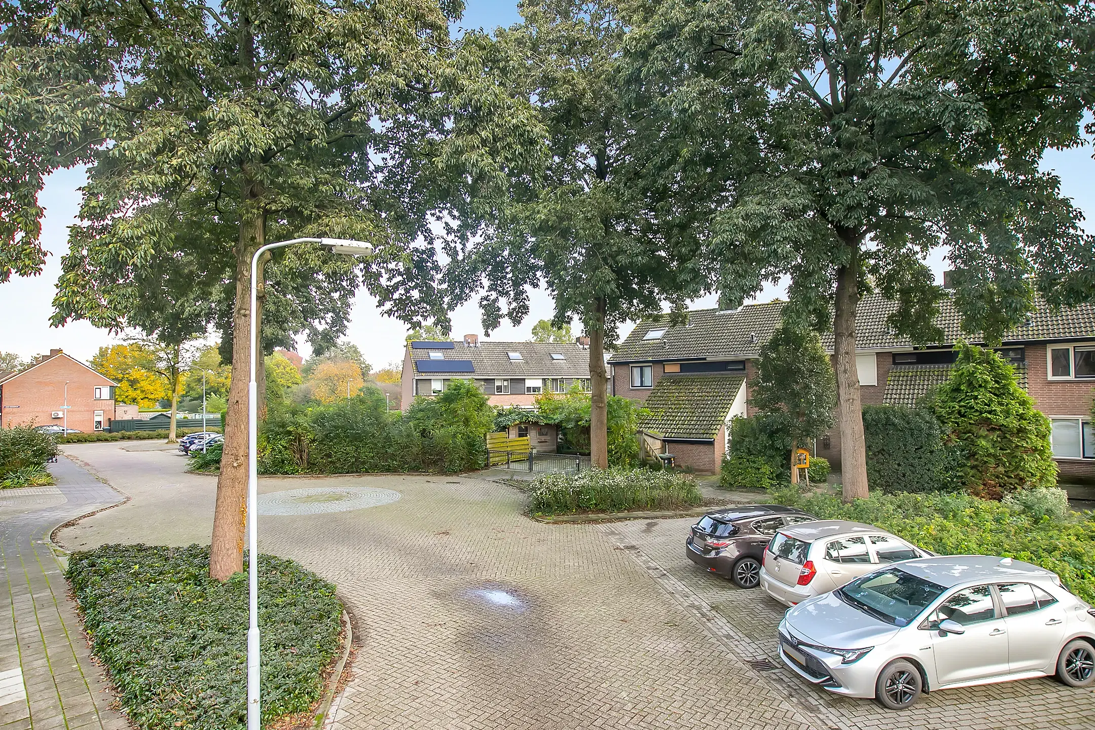 Tiel, Henriette Roland Holststraat 26