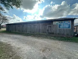 4 garages - opslag ca. 120 m² op 1.214 m² terrein in Suderwittingen, Wolfsburg - Duitsland