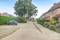 Tiel, Henriette Roland Holststraat 26