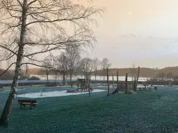 Idyllisch 4-zijdig landgoed op perceel van 3.451 m² in Heinsdorfergrund - Duitsland