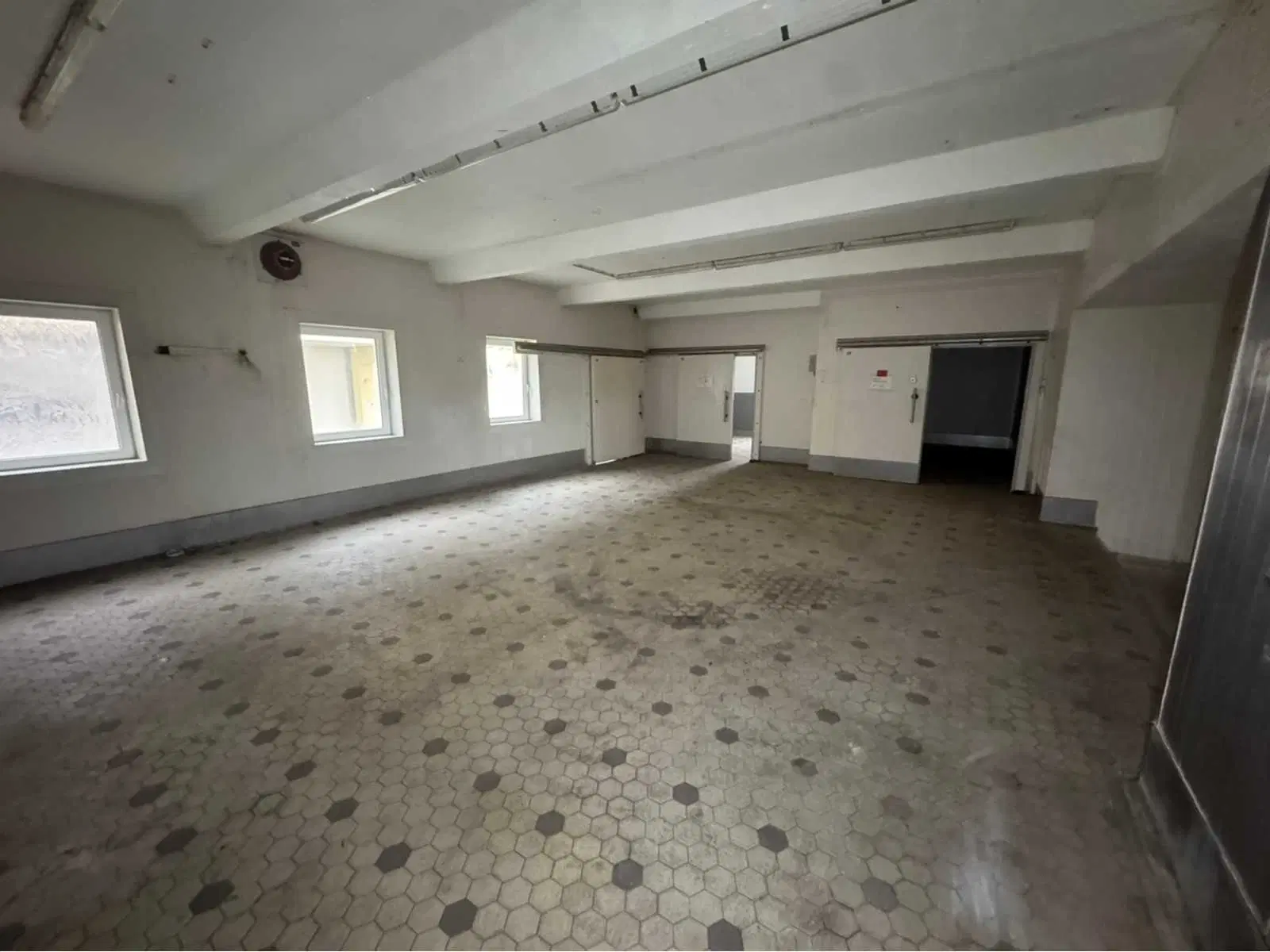 Productiefaciliteit (16,588m²) - Rudolstadt - Duitsland