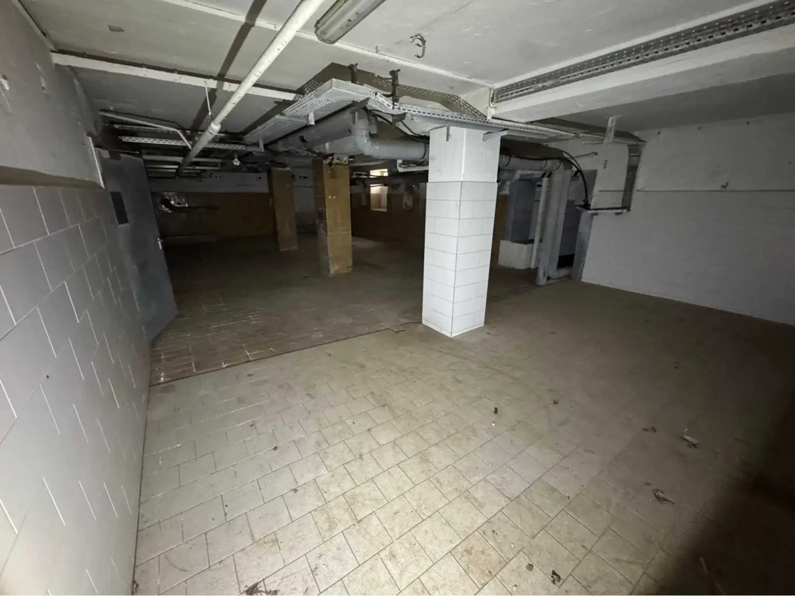 Productiefaciliteit (16,588m²) - Rudolstadt - Duitsland