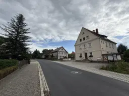 Horeca-object met zaal en kamers op 546 m² perceel in Bertsdorf-Hörnitz - Duitsland