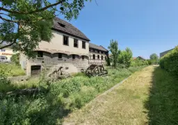 Historische watermolen met parkeerplaatsen op 402 m² perceel nabij Erfurt in Uhlstädt - Duitsland