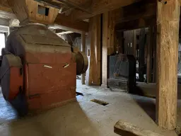 Historische watermolen met parkeerplaatsen op 402 m² perceel nabij Erfurt in Uhlstädt - Duitsland