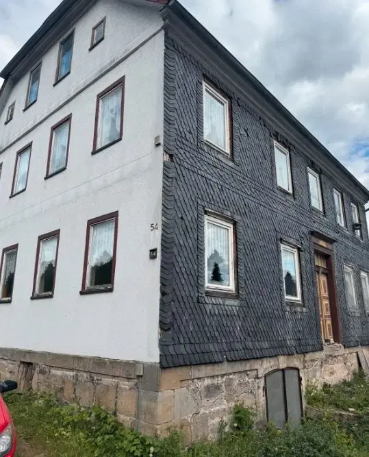 Meergezinswoning met groot ontwikkelingspotentieel in Schleusingen, Hinternah, Thüringen - Duitsland