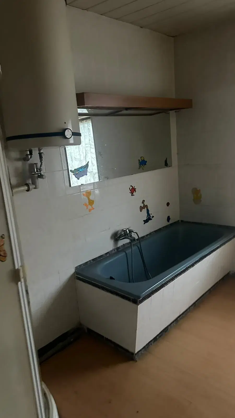 Meergezinswoning met groot ontwikkelingspotentieel in Schleusingen, Hinternah, Thüringen - Duitsland