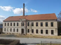 Uniek! Voormalige textielfabriek op perceel van 5.493 m² in Walddorf - Duitsland