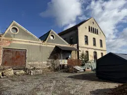 Uniek! Voormalige textielfabriek op perceel van 5.493 m² in Walddorf - Duitsland