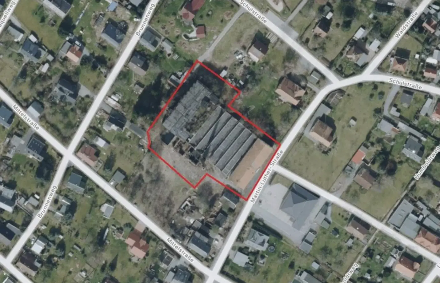 Uniek! Voormalige textielfabriek op perceel van 5.493 m² in Walddorf - Duitsland