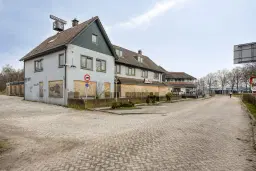 Amersfoort, Amersfoortsestraat 12 en 12 A