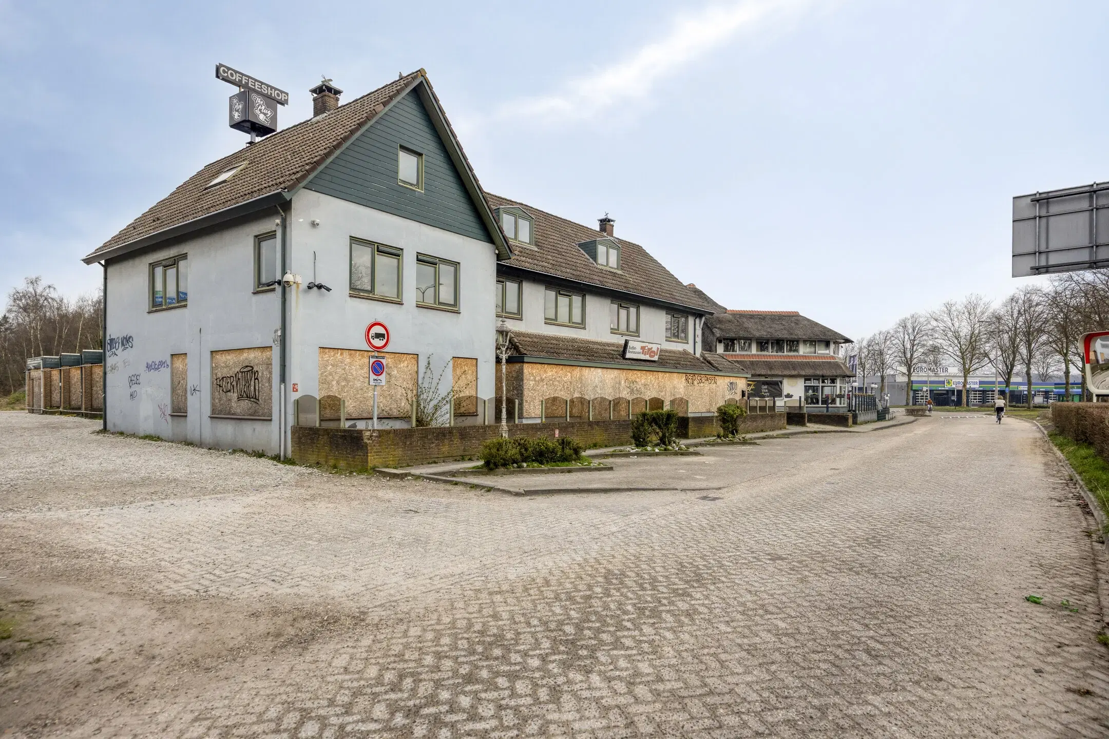 Amersfoort, Amersfoortsestraat 12 en 12 A