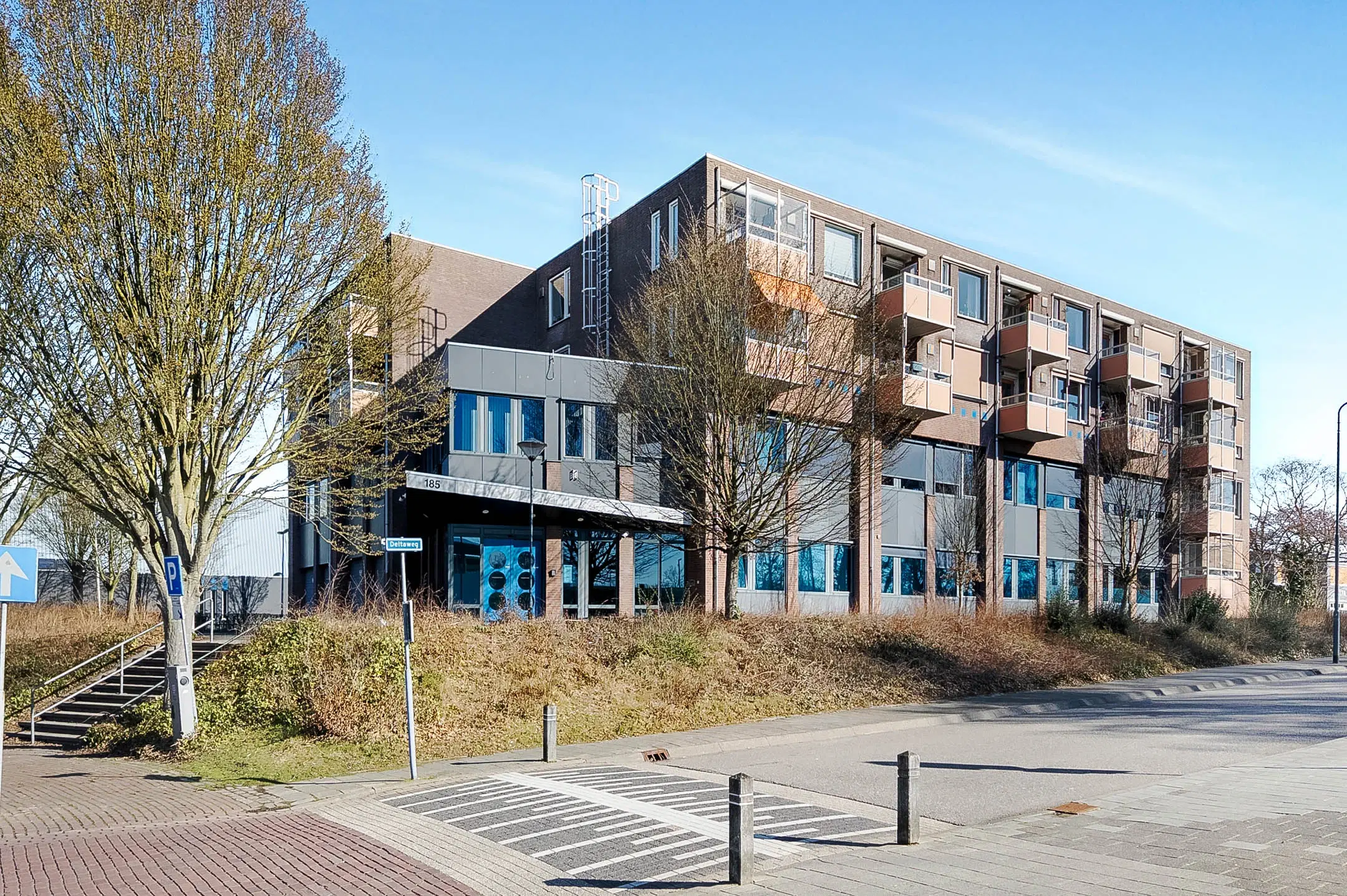 Helmond, Deltaweg 185