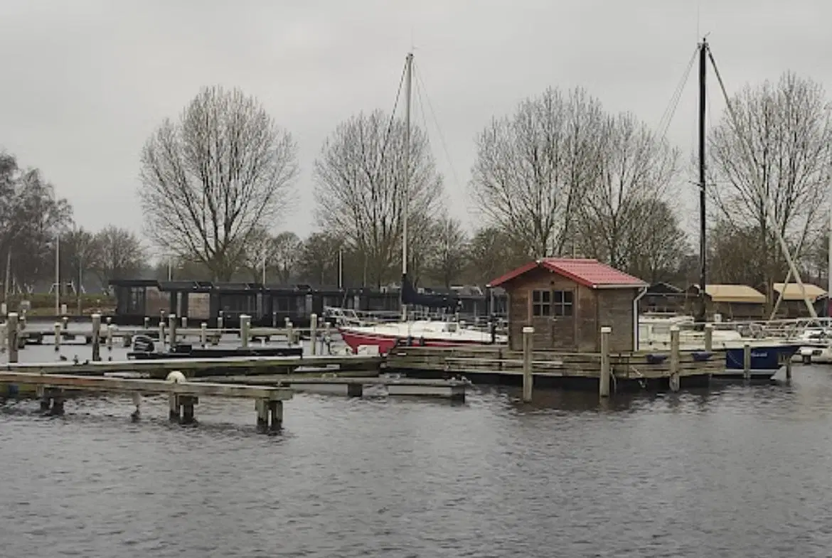 Biddinghuizen, Spijkweg 15 - P346