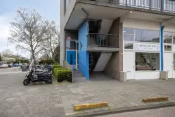 Amsterdam, Pieter Calandlaan 311