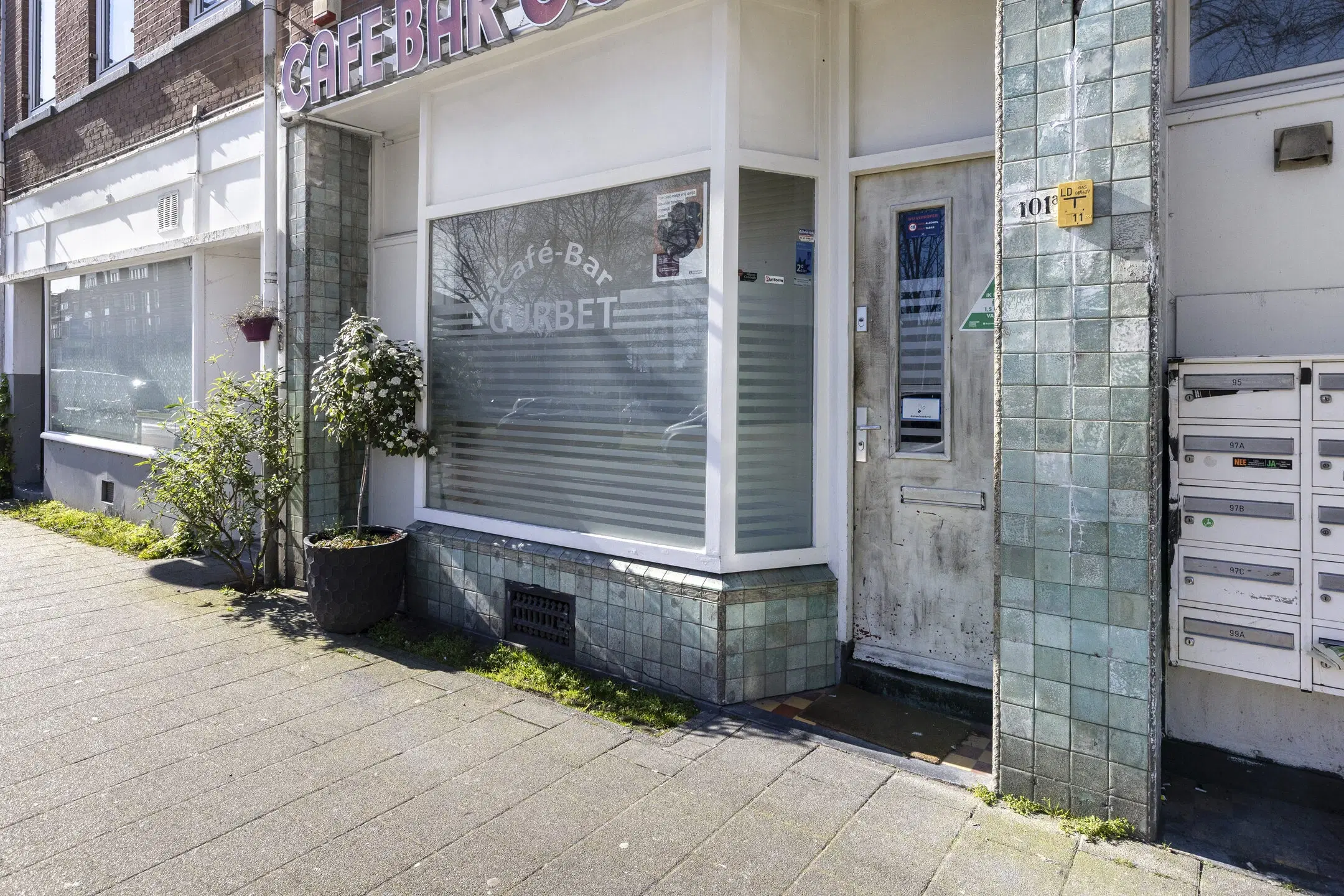 Combinatie Rotterdam, Wolphaertsbocht 95 A, 101 en 103