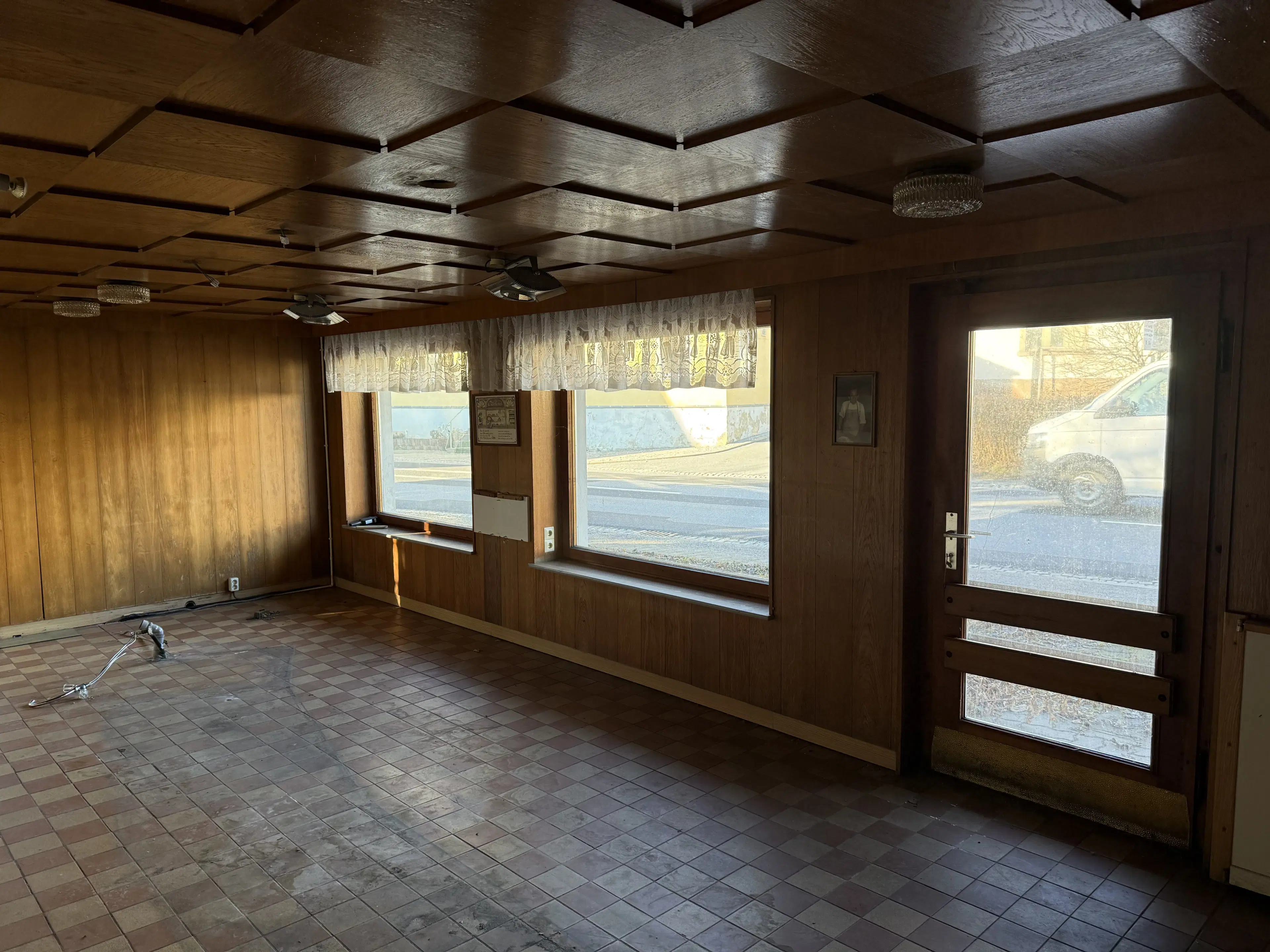 Gastronomie met 2 appartementen op perceel van 2.560 m² in Neukirch/Lausitz, Dresden - Duitsland