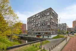 Amsterdam, Anna Blamansingel 10