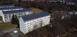 60 appartementen / studio’s, bouwjaar 1988, 25 verhuurd (€ 82.800,= huur) - Markneukirchen - Duitsland