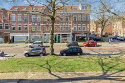 Karel de Stoutestraat 2 en Wolphaertsbocht 93 A te Rotterdam