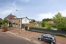 Sint Willebrord, Dorpsstraat 100